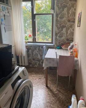 3-к квартира, вторичка, 57м2, 4/5 этаж