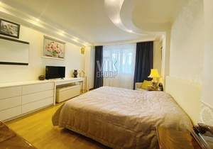 3-к квартира, вторичка, 140м2, 14/23 этаж