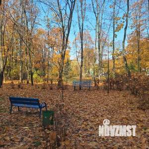 2-к квартира, вторичка, 42м2, 1/4 этаж