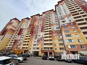 2-к квартира, вторичка, 61м2, 12/17 этаж