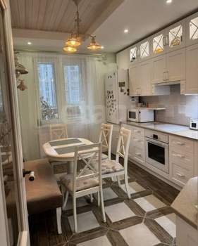 2-к квартира, вторичка, 56м2, 6/17 этаж