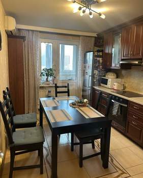 3-к квартира, вторичка, 94м2, 14/17 этаж