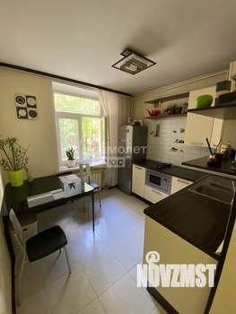 3-к квартира, вторичка, 64м2, 2/5 этаж