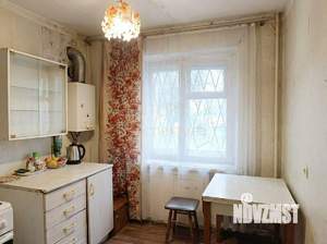 2-к квартира, вторичка, 42м2, 1/3 этаж