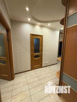 2-к квартира, вторичка, 63м2, 7/17 этаж