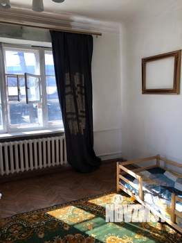 2-к квартира, вторичка, 62м2, 1/2 этаж
