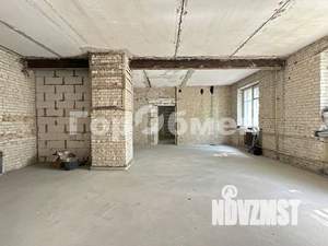 2-к квартира, вторичка, 65м2, 1/5 этаж