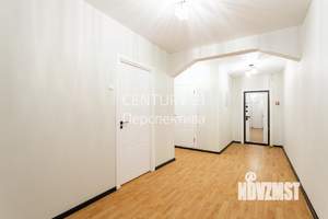 3-к квартира, вторичка, 77м2, 10/25 этаж