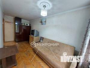 2-к квартира, вторичка, 43м2, 1/5 этаж