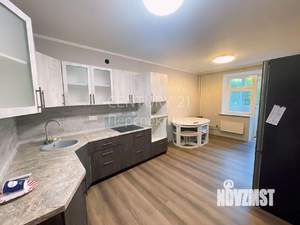 2-к квартира, вторичка, 72м2, 2/6 этаж