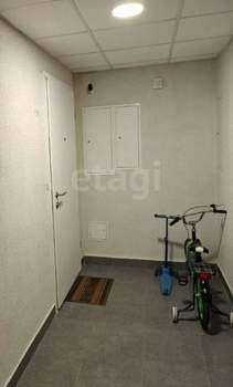 2-к квартира, вторичка, 42м2, 8/25 этаж
