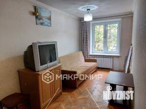2-к квартира, вторичка, 43м2, 1/5 этаж