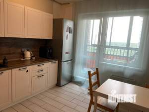 2-к квартира, вторичка, 63м2, 12/25 этаж