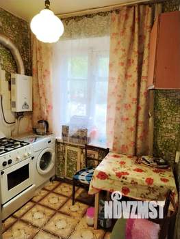 2-к квартира, вторичка, 42м2, 1/3 этаж