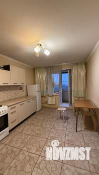 2-к квартира, вторичка, 65м2, 9/15 этаж