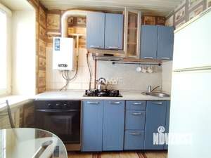 2-к квартира, вторичка, 40м2, 1/5 этаж