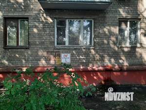 2-к квартира, вторичка, 42м2, 1/5 этаж