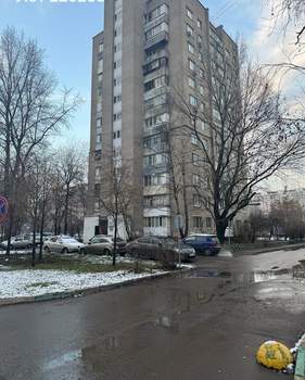 2-к квартира, вторичка, 53м2, 1/12 этаж