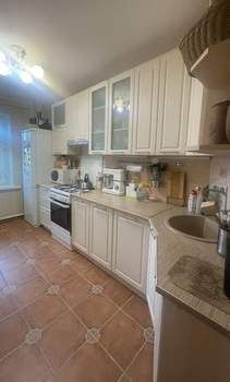 3-к квартира, вторичка, 64м2, 4/10 этаж