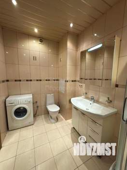 2-к квартира, вторичка, 63м2, 7/17 этаж