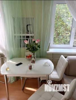 2-к квартира, вторичка, 50м2, 3/5 этаж