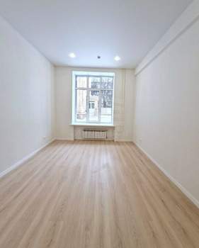 Студия квартира, вторичка, 17м2, 1/4 этаж