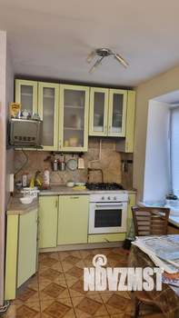 3-к квартира, вторичка, 56м2, 1/9 этаж