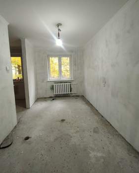 2-к квартира, вторичка, 46м2, 1/5 этаж