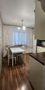 2-к квартира, вторичка, 61м2, 7/25 этаж