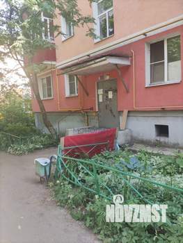 3-к квартира, вторичка, 53м2, 1/3 этаж