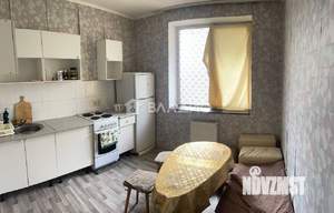 1-к квартира, вторичка, 38м2, 1/17 этаж