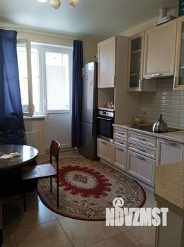 2-к квартира, вторичка, 60м2, 8/17 этаж
