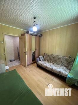 2-к квартира, вторичка, 42м2, 1/9 этаж