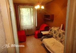 2-к квартира, вторичка, 40м2, 3/5 этаж