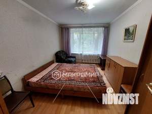 2-к квартира, вторичка, 43м2, 1/5 этаж