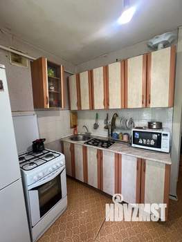 2-к квартира, вторичка, 42м2, 1/9 этаж
