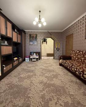 4-к квартира, вторичка, 75м2, 9/9 этаж