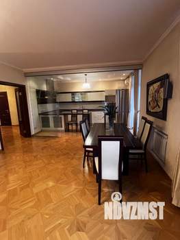 4-к квартира, вторичка, 132м2, 13/17 этаж