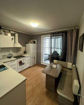 1-к квартира, вторичка, 42м2, 13/25 этаж