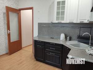 1-к квартира, вторичка, 42м2, 7/25 этаж