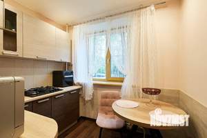 3-к квартира, вторичка, 58м2, 1/5 этаж