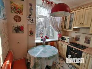 3-к квартира, вторичка, 57м2, 2/4 этаж