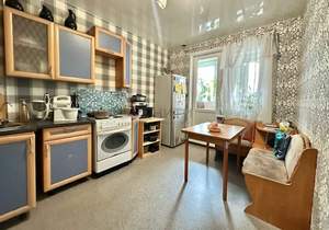 2-к квартира, вторичка, 54м2, 1/17 этаж