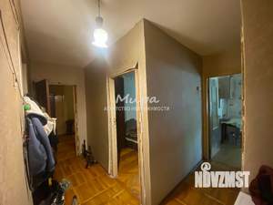 3-к квартира, вторичка, 54м2, 1/4 этаж
