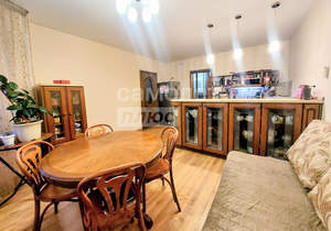 3-к квартира, вторичка, 132м2, 4/17 этаж