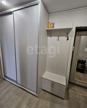 2-к квартира, вторичка, 45м2, 9/9 этаж