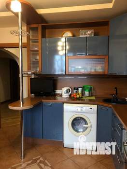 2-к квартира, вторичка, 65м2, 8/14 этаж