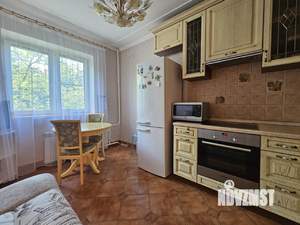 2-к квартира, вторичка, 58м2, 1/17 этаж