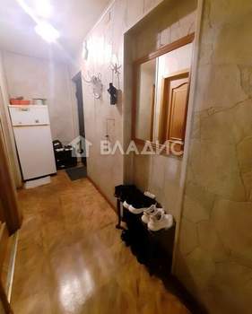 3-к квартира, вторичка, 54м2, 5/5 этаж