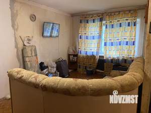 2-к квартира, вторичка, 44м2, 1/4 этаж